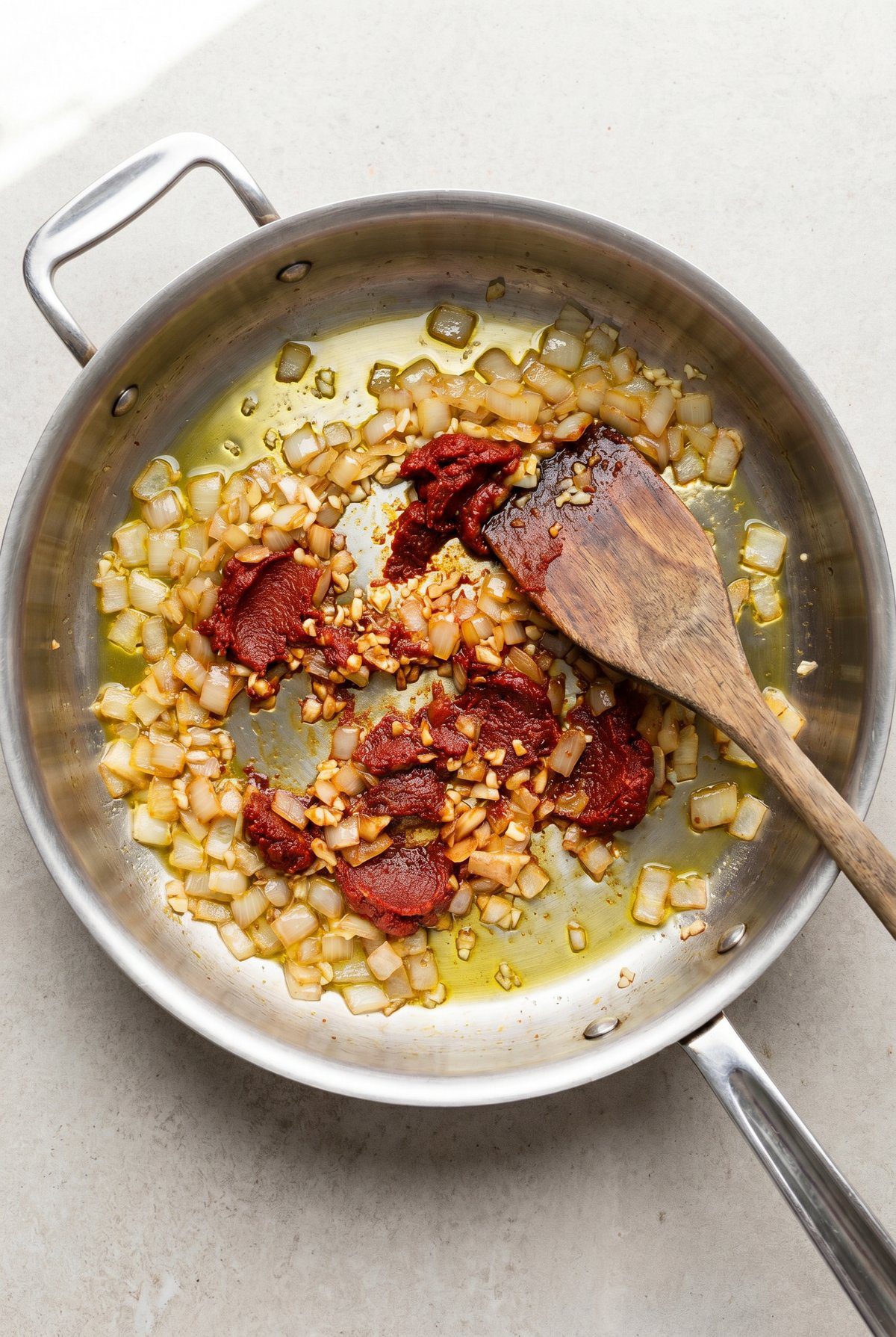 How to make Creamy Tomato Pasta – step 1