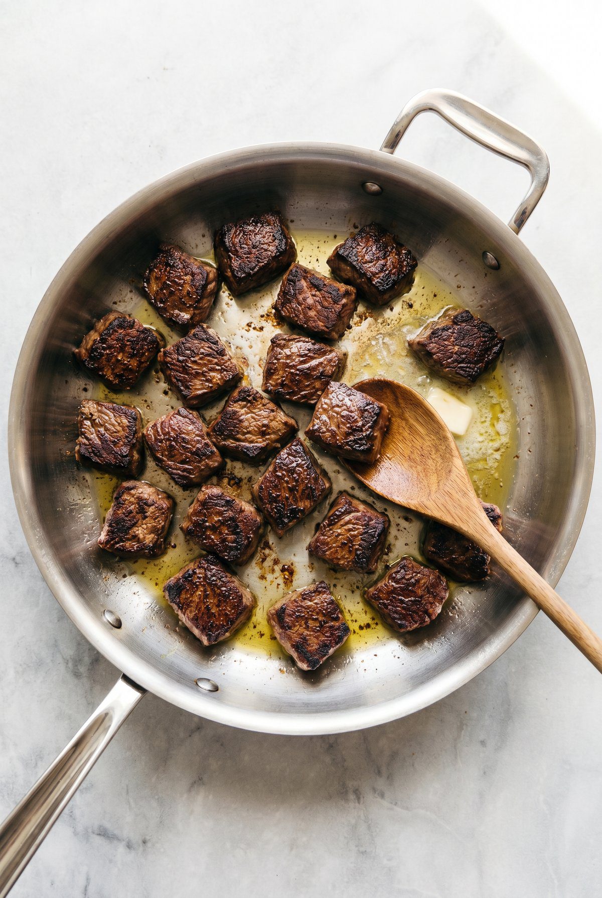 How to make Garlic Butter Steak Pasta – step 1