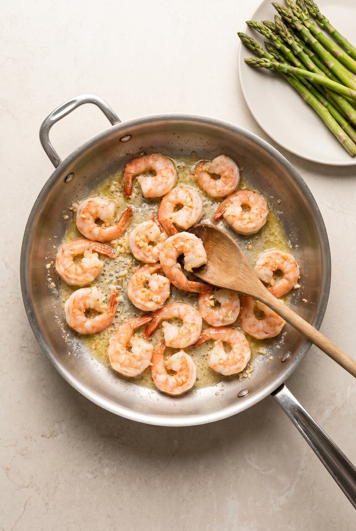 How to make Lemon Garlic Shrimp and Asparagus – step 2