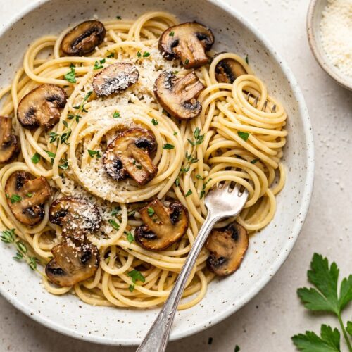 Mushroom Garlic Spaghetti