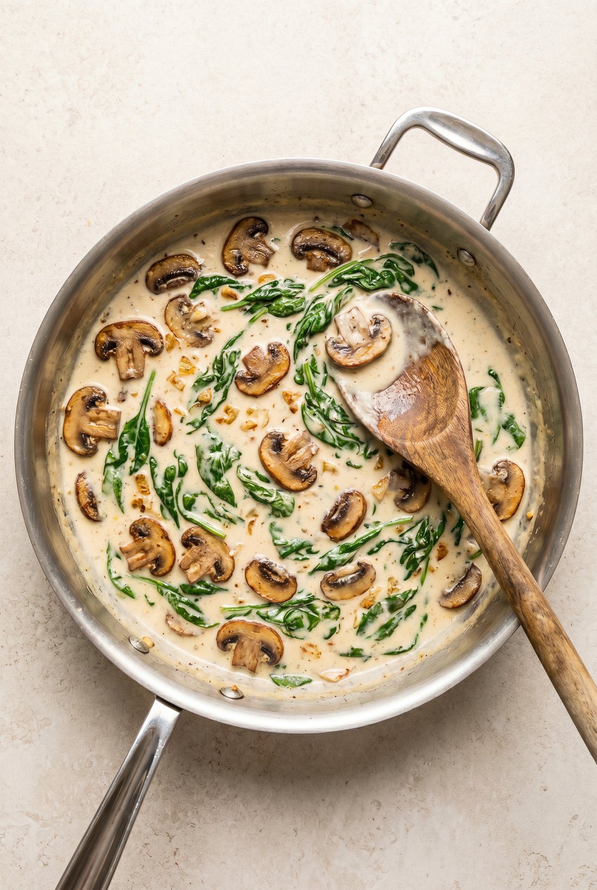 How to make Parmesan Spinach Mushroom Pasta – step 2